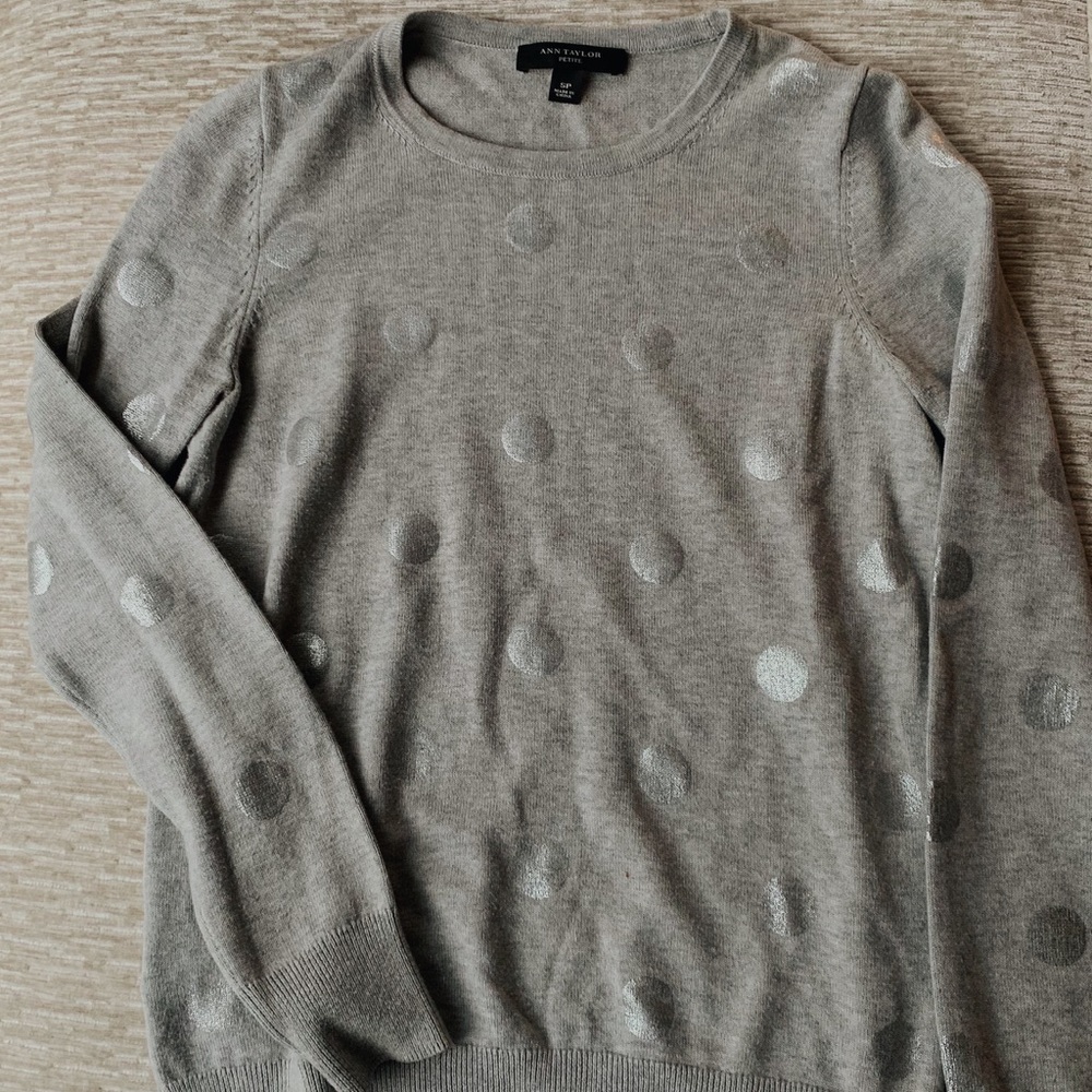 ANN TAYLOR SWEATER